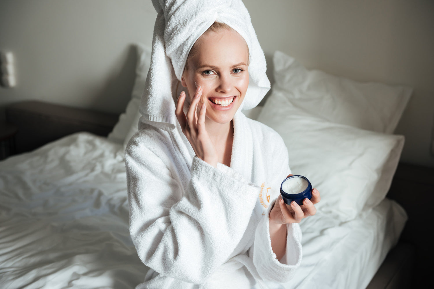 Morning vs Night Moisturizers: Do You Need Different Ones?